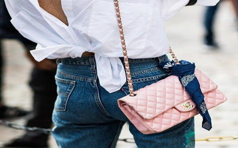 chanel包包值得买吗？这几个优点让人无法拒绝！